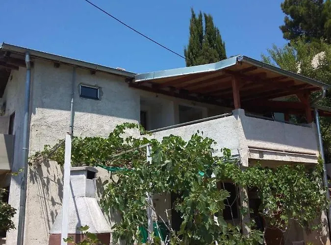 Zola Apartman Gornji Karin