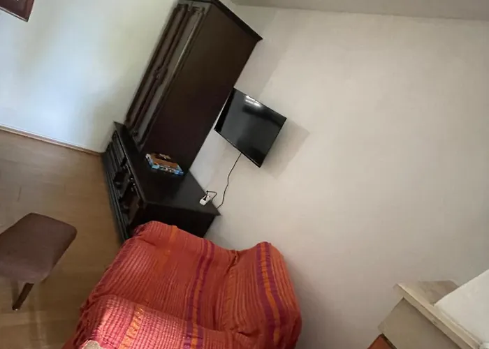 Zola Lägenhet Gornji Karin